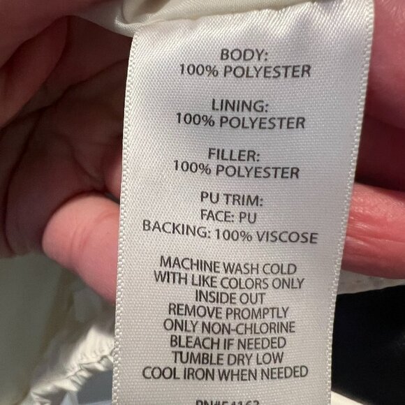 NWT Marc New York White with Black Faux leather paneled Zip Vest, Size Small - Picture 12 of 12